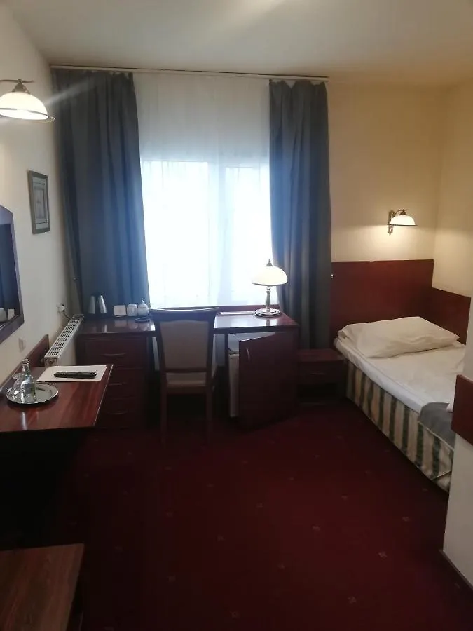 Hotel Venecia Palace Michałowice 3*,